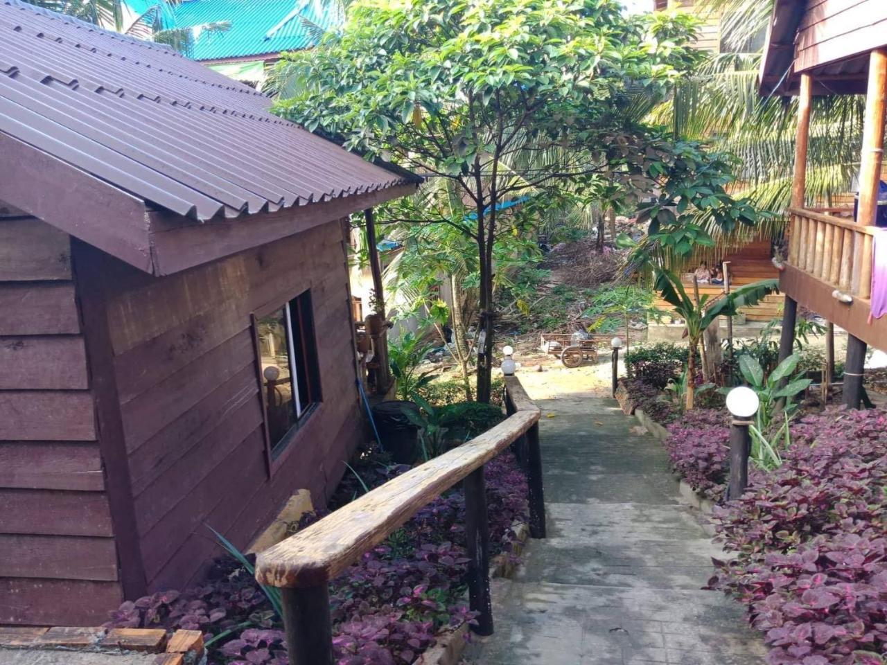 Happy Elephant Bungalows Kaoh Touch Esterno foto